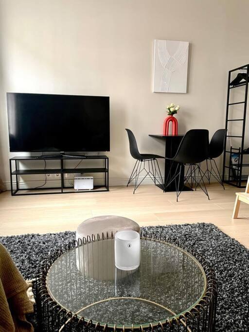 Modern And Cozy Studio Apartment In Central Oslo Ngoại thất bức ảnh